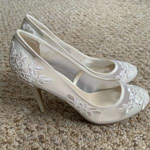 David’s Bridal Ivory Heels